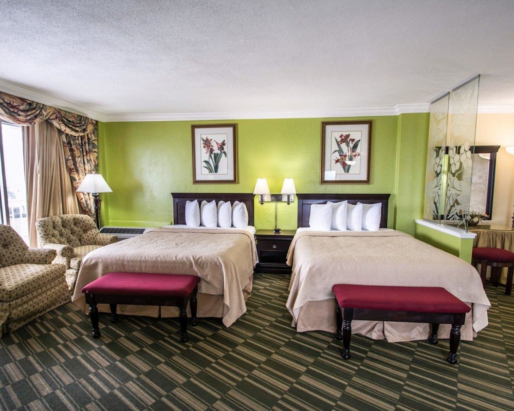 Quality Inn Oceanfront In Daytona Beach Hotel Rates