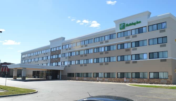 Holiday Inn Hotel And Conference Center Big Rapids In Big Rapids Mi Expedia