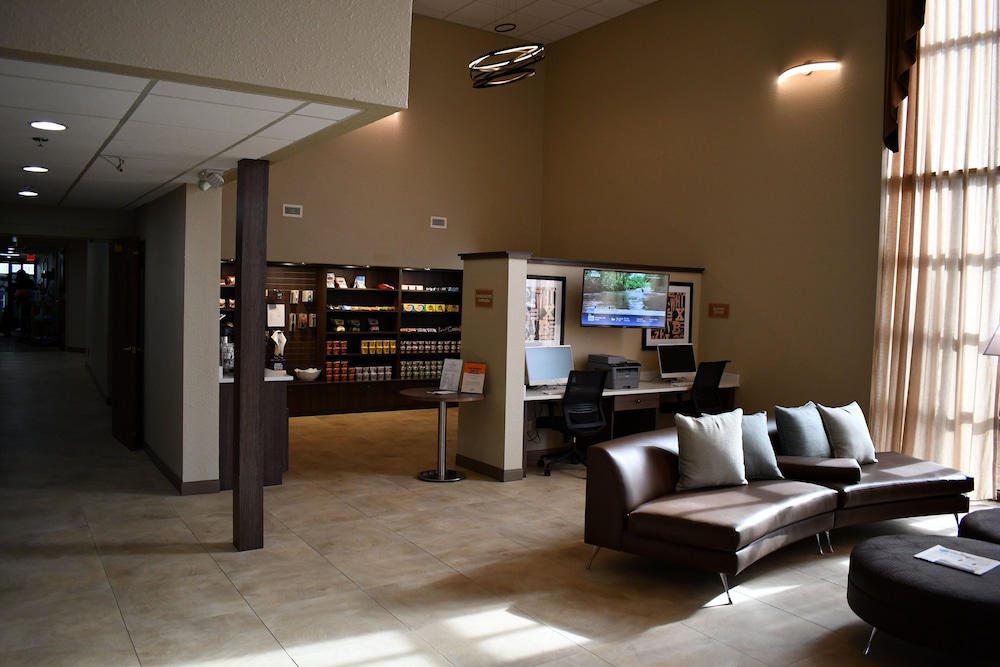 Candlewood Suites Grand Rapids Airport, an IHG Hotel