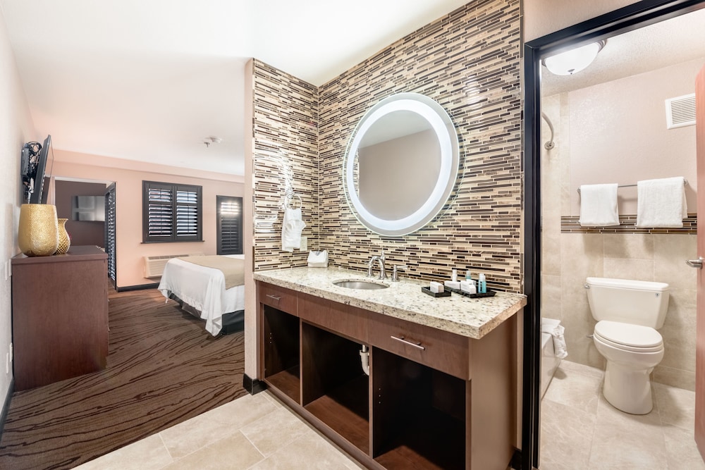 Bathroom, Ellis Island Hotel