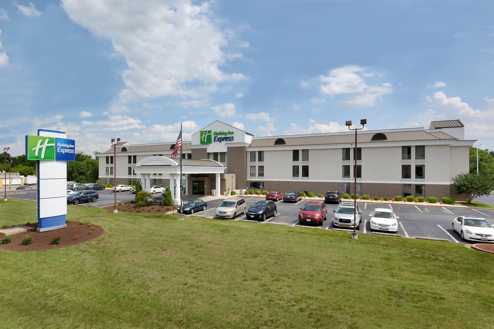 Holiday Inn Express Danville, an IHG Hotel