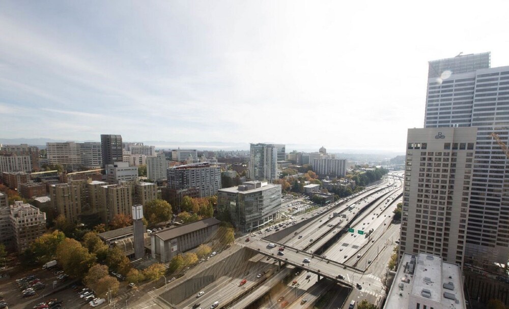 Crowne Plaza Seattle - Downtown, an IHG Hotel