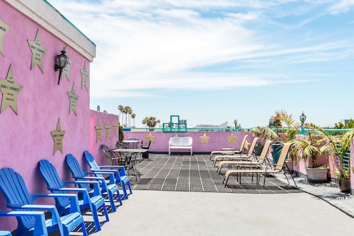 Hotels Near Santa Monica College Hotels Near Santa Monica College