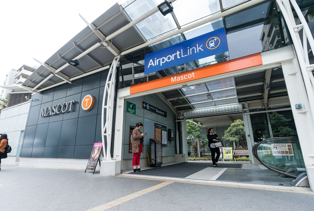 Holiday Inn Sydney Airport