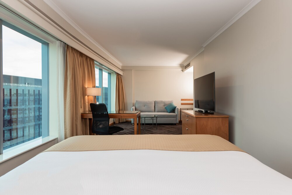 Holiday Inn Sydney Airport