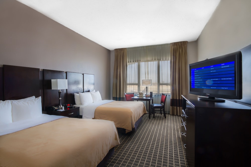 Clarion Inn & Suites Miami International Airport