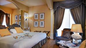 Down duvet, minibar, in-room safe, desk