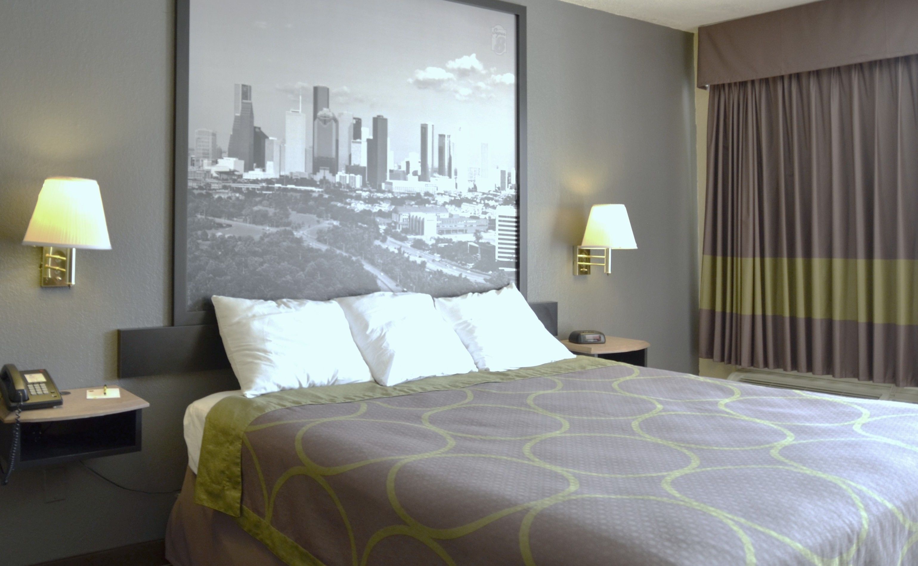 Super 8 by Wyndham Spring / The Woodlands in The Woodlands, United States