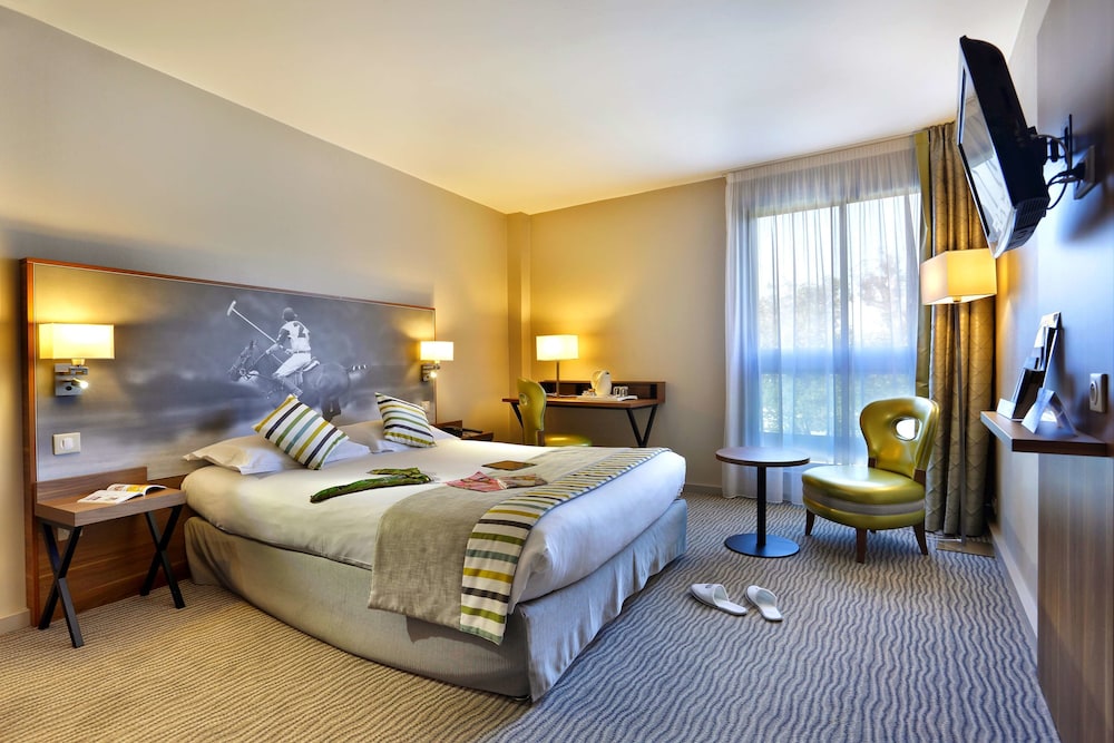 4 Star Hotels