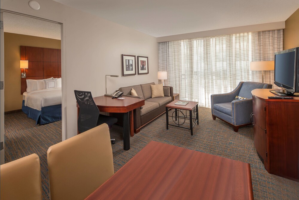 Residence Inn by Marriott Bethesda Downtown