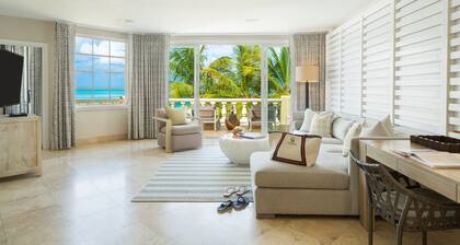 Grace Bay Club