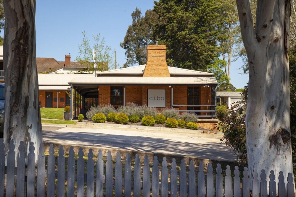Bega Downs Motor Inn