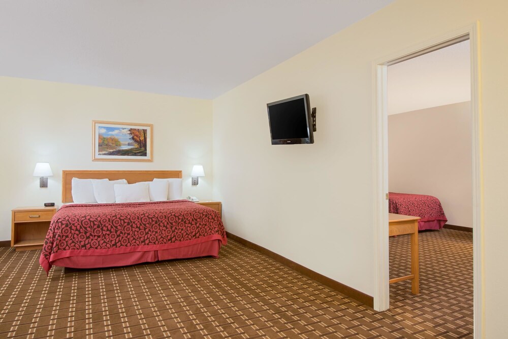 Room, Days Inn by Wyndham Fremont