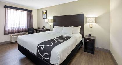 La Quinta Inn by Wyndham West Palm Beach - Florida Turnpike
