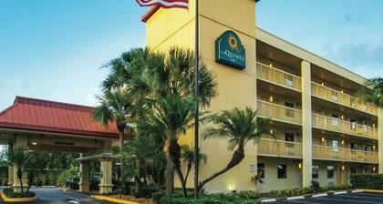 La Quinta Inn by Wyndham West Palm Beach - Florida Turnpike