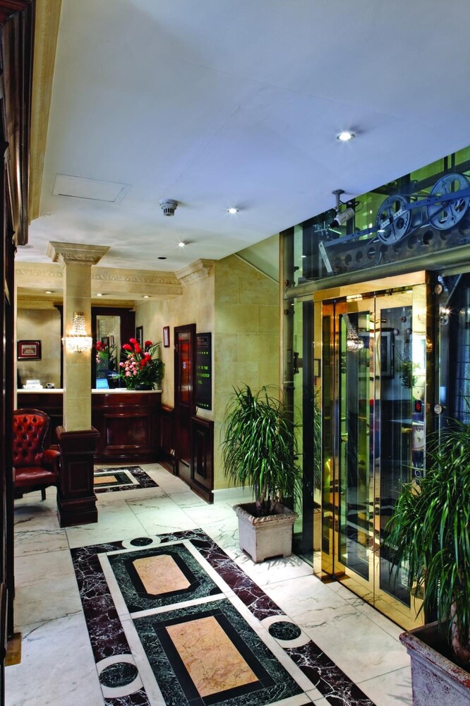 Lobby, Rochester Hotel by Blue Orchid