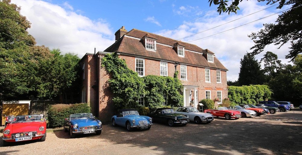 Front of property, Flackley Ash Hotel