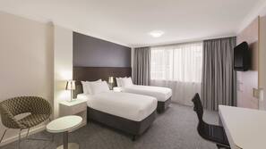 Premium bedding, Select Comfort beds, minibar, desk