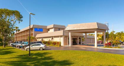 Baymont by Wyndham Bonita Springs Naples North