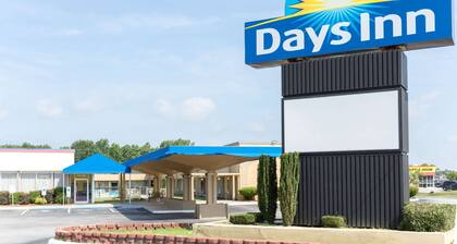 Days Inn by Wyndham Washington