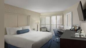 Egyptian cotton sheets, premium bedding, pillowtop beds, minibar