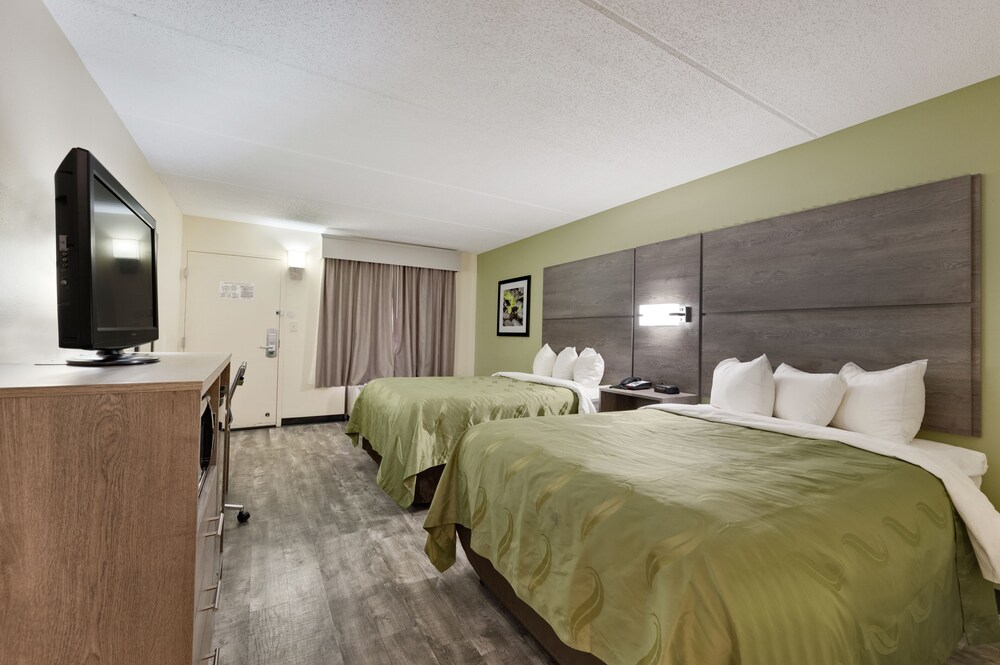 Quality Inn Airport - Southeast