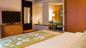Premium bedding, pillowtop beds, in-room safe, desk