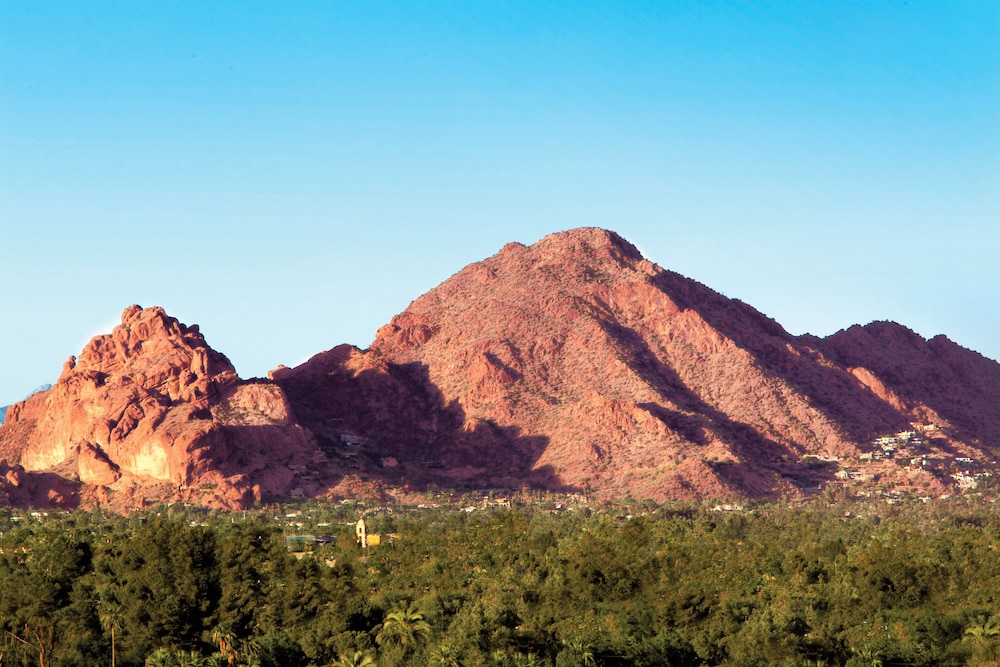 Courtyard by Marriott Phoenix Airport