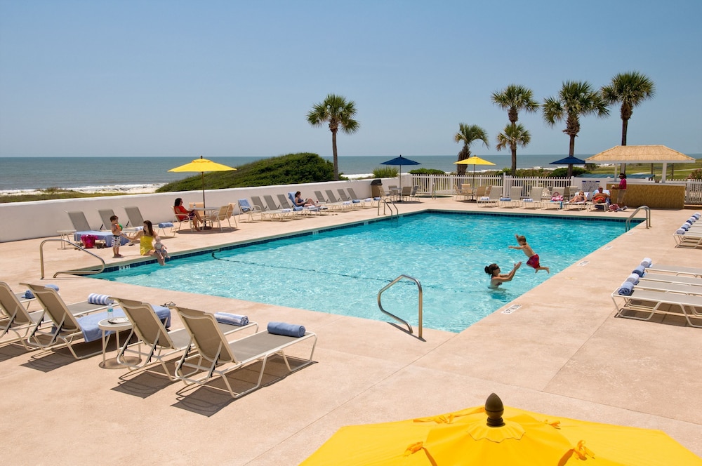 Holiday Inn Resort Jekyll Island, Brunswick 180 Room Prices & Reviews