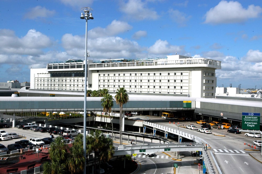 Fachada del alojamiento, Miami International Airport Hotel