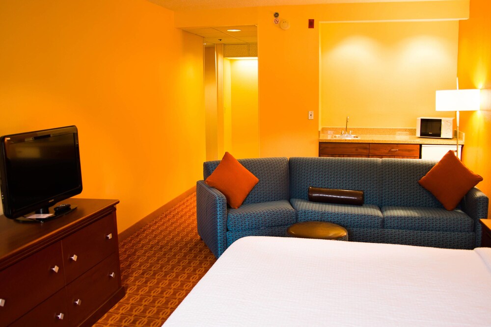 Room, Fairfield Inn & Suites by Marriott Lumberton