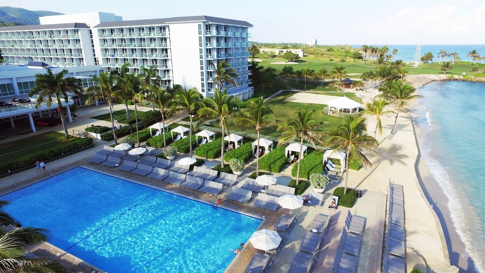 Hilton Rose Hall an AllInclusive Resort in Montego Bay Best Rates