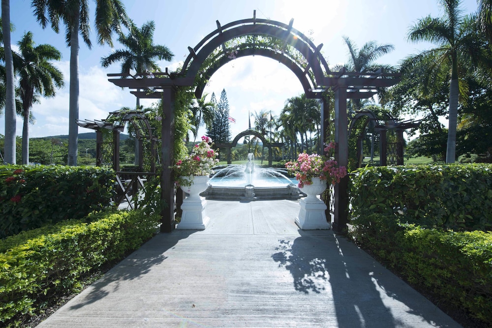 Montego Bay All Inclusive Vacation Packages Hilton Rose Recibidor Montego Bay All Inclusive Vacation Packages Hilton Rose Recibidor