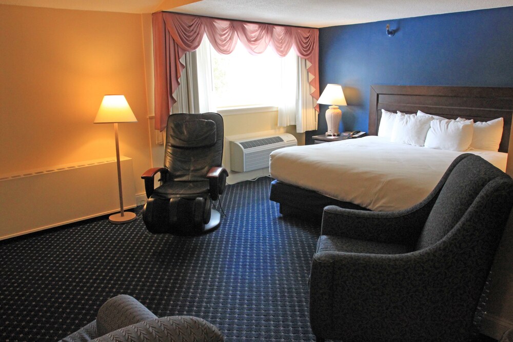 Fireside Inn & Suites Waterville