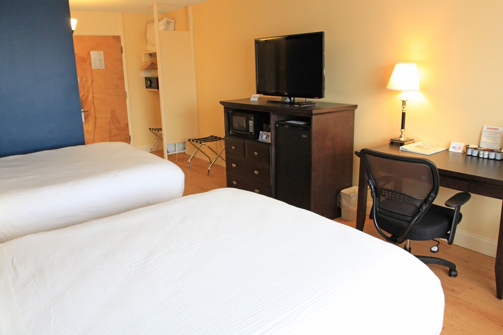 Fireside Inn & Suites Waterville