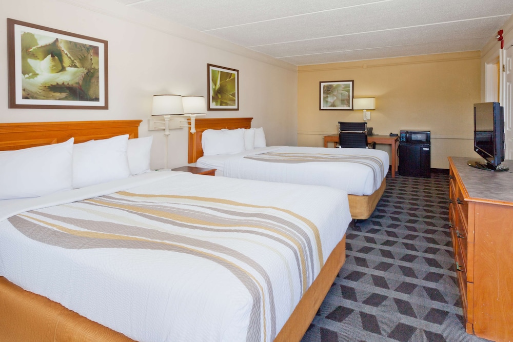 5 Best Hotels With Smoking Rooms In Montgomery, Alabama Trip101