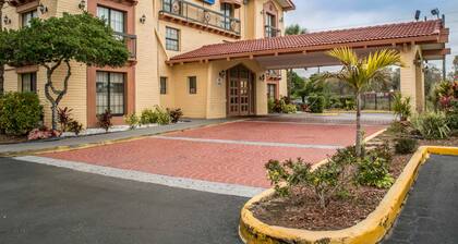 Rodeway Inn Near Ybor City - Casino
