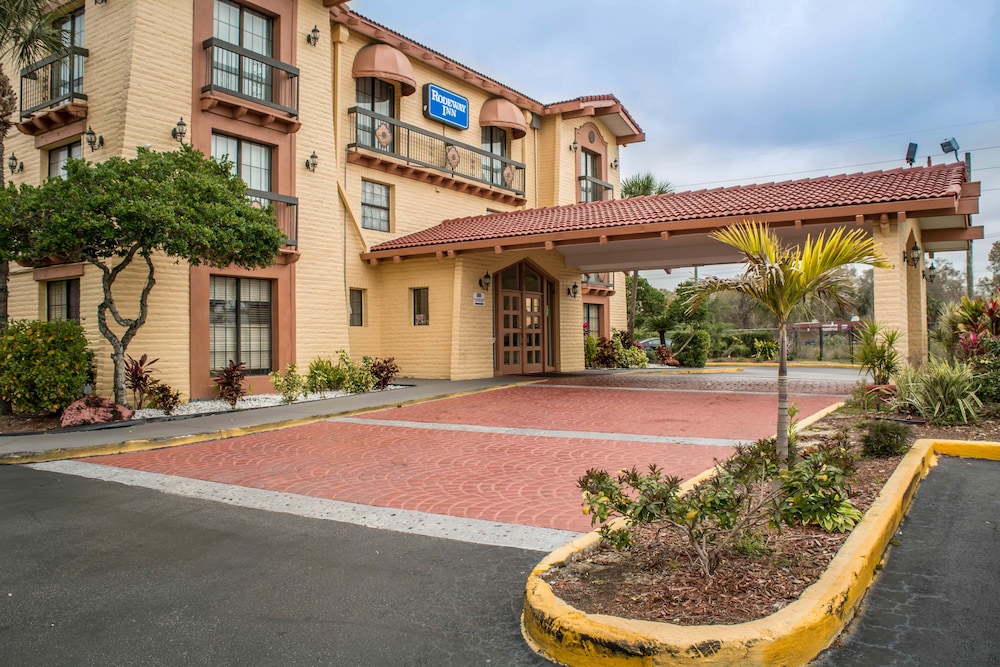 Rodeway Inn Near Ybor City Casino In Tampa Hotel Rates Reviews On Orbitz