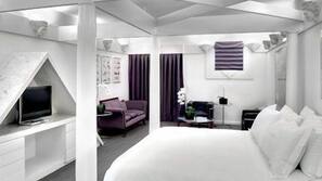 Egyptian cotton sheets, premium bedding, down comforters, pillowtop beds