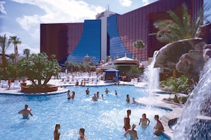 Seasonal outdoor pool, cabanas (surcharge), sun loungers