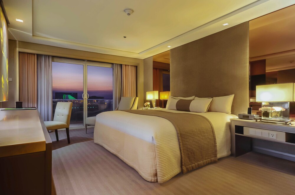 Room, Midas Hotel & Casino