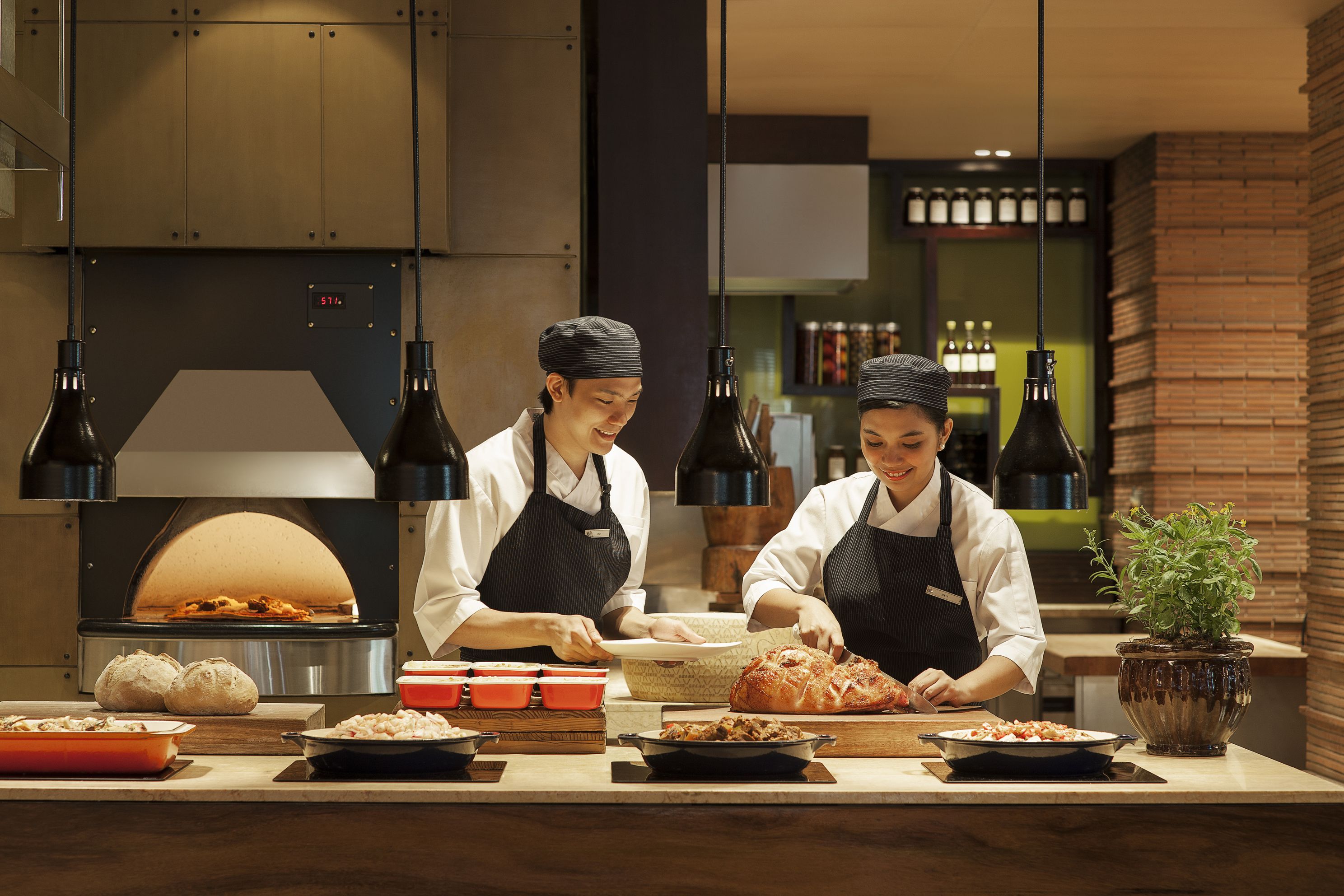 ニュー ワールド マカティ ホテル マニラ 口コミ 宿泊料金 予約 エクスペディア