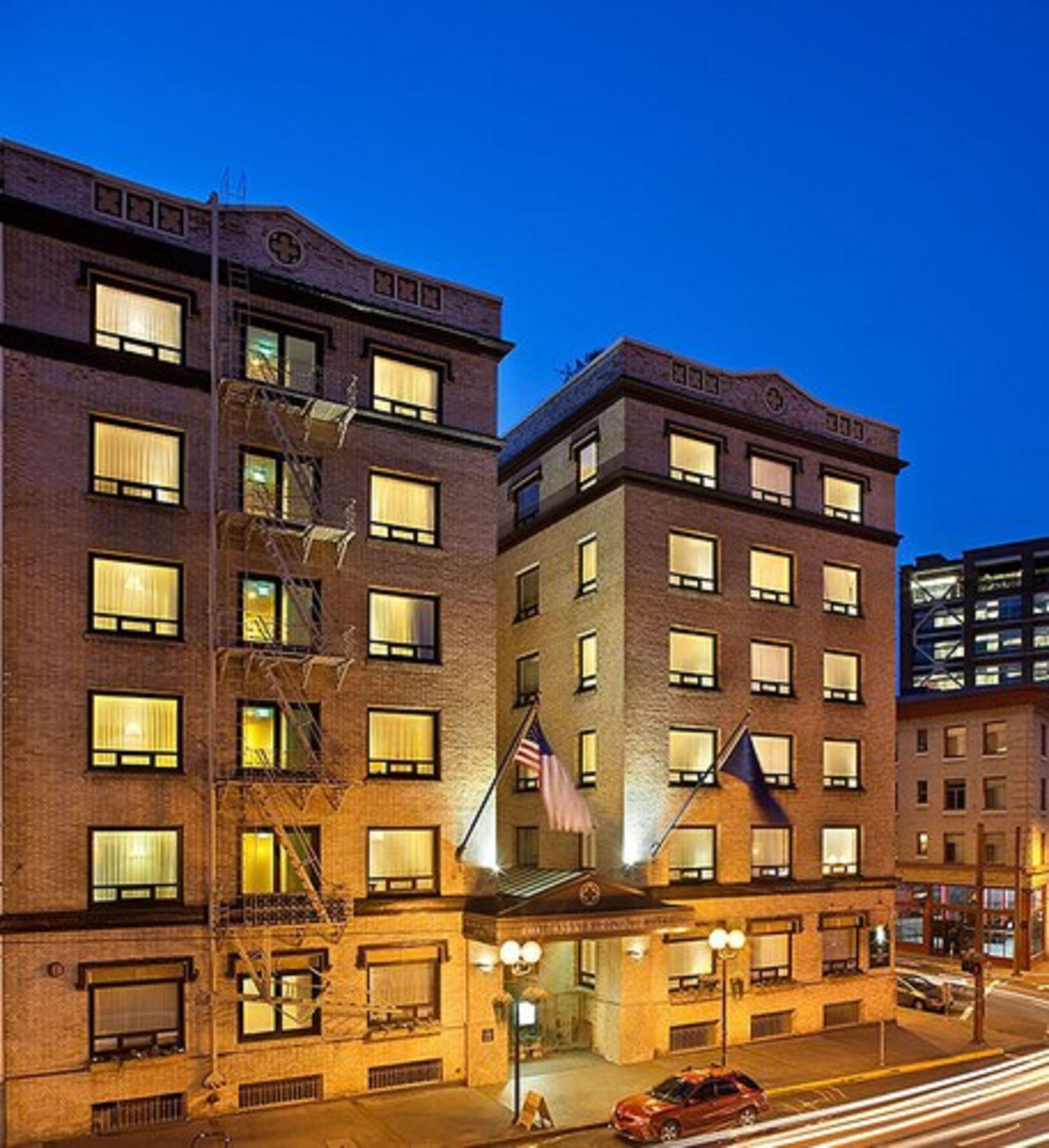 Mark Spencer Hotel In Portland Or Expedia