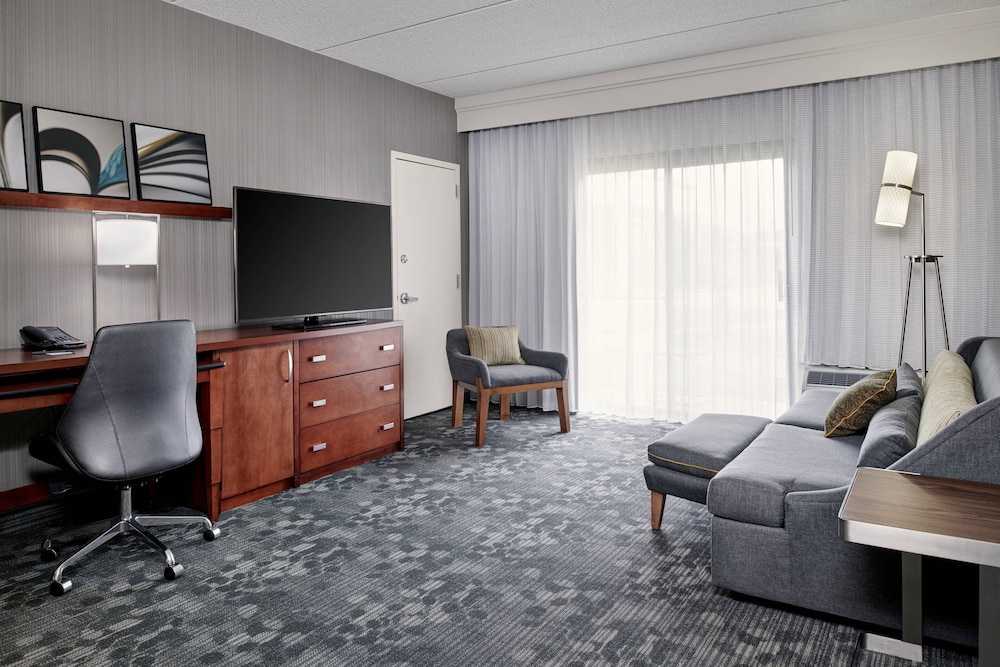 Courtyard by Marriott Chicago Oakbrook Terrace