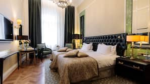 Hypo-allergenic bedding, free minibar, in-room safe, desk