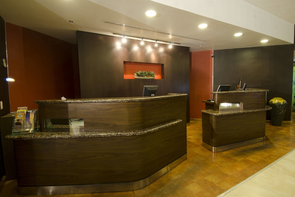 Courtyard by Marriott Puebla Las Animas