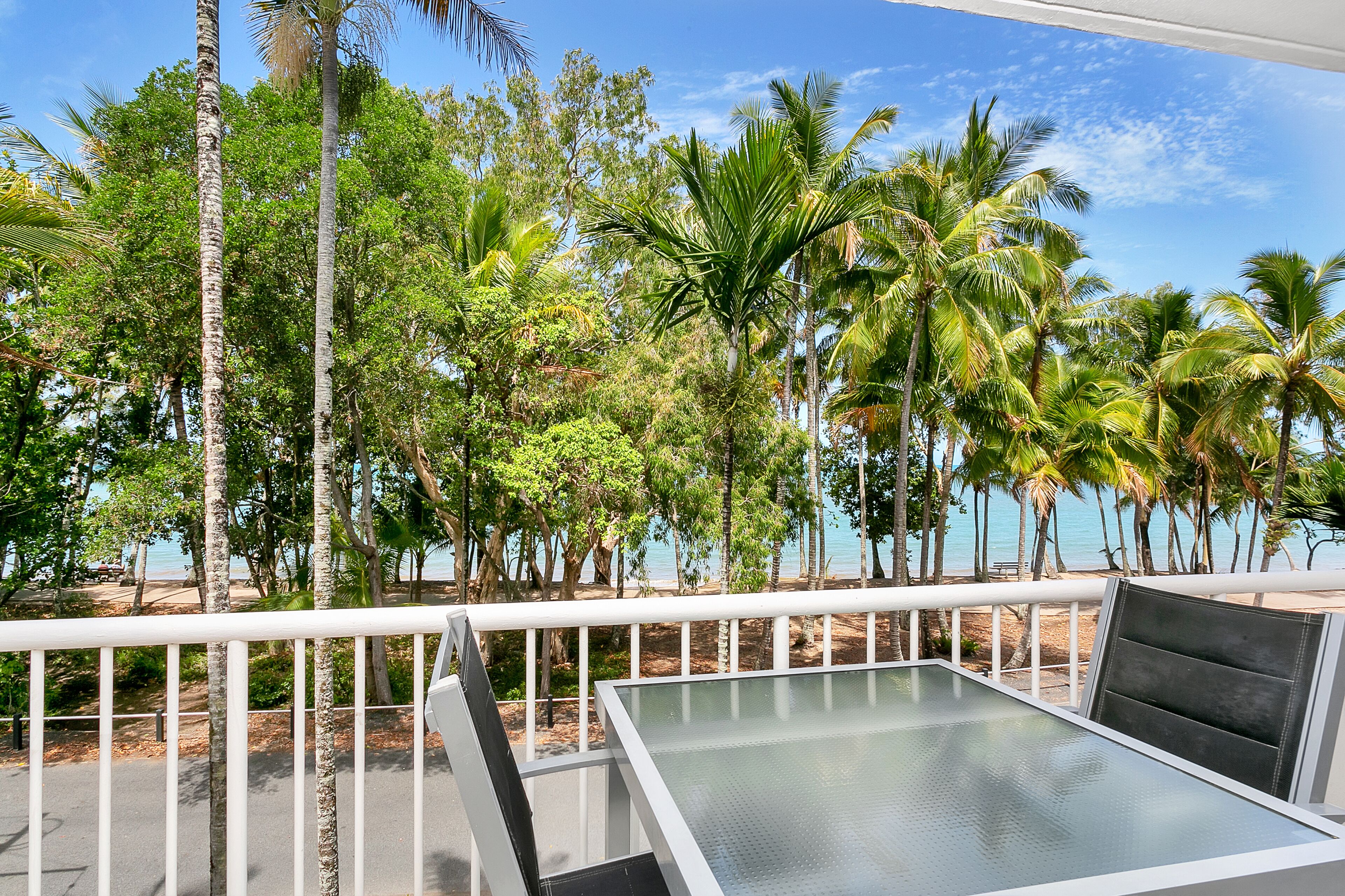 Agincourt Beachfront Apartments