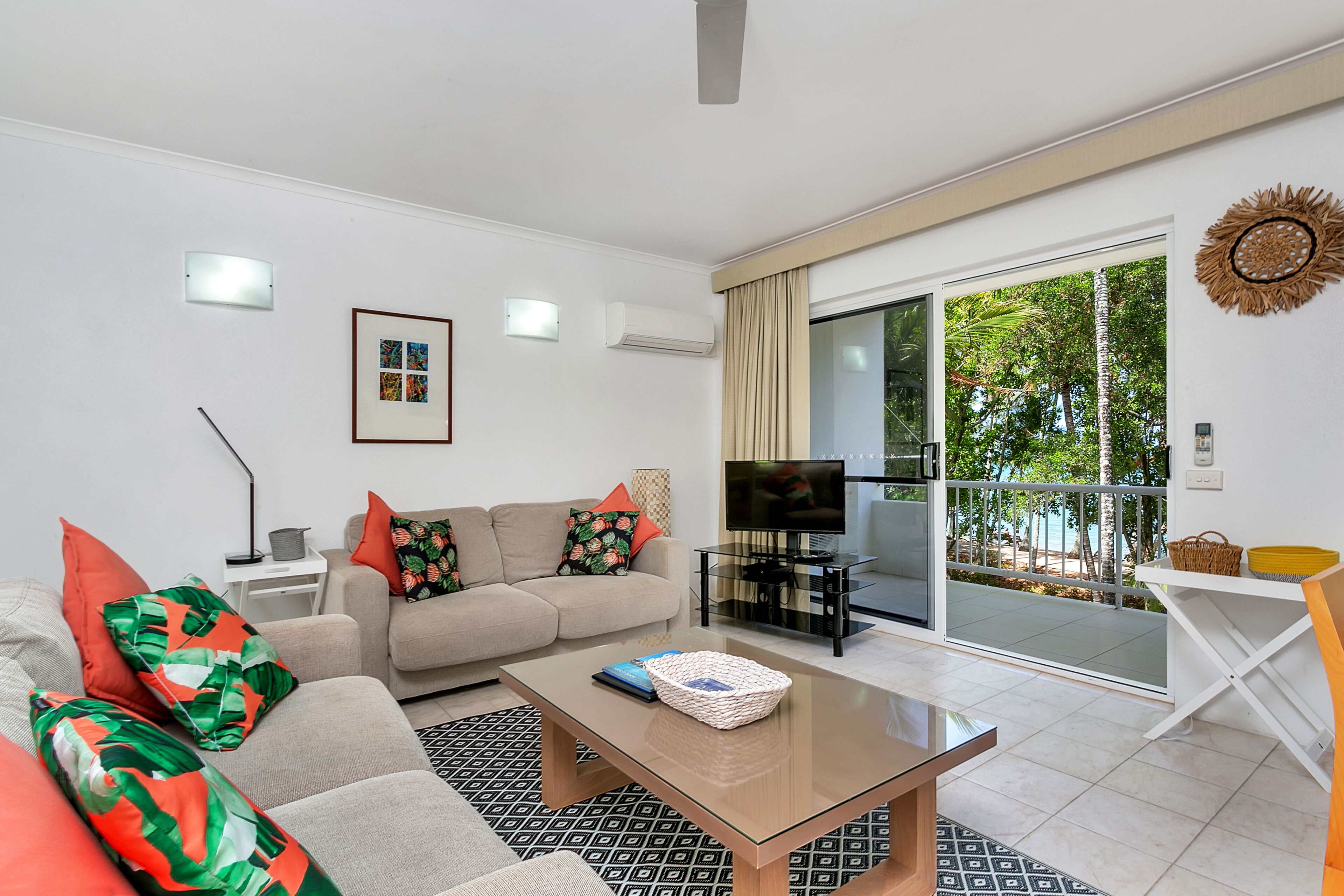 Agincourt Beachfront Apartments