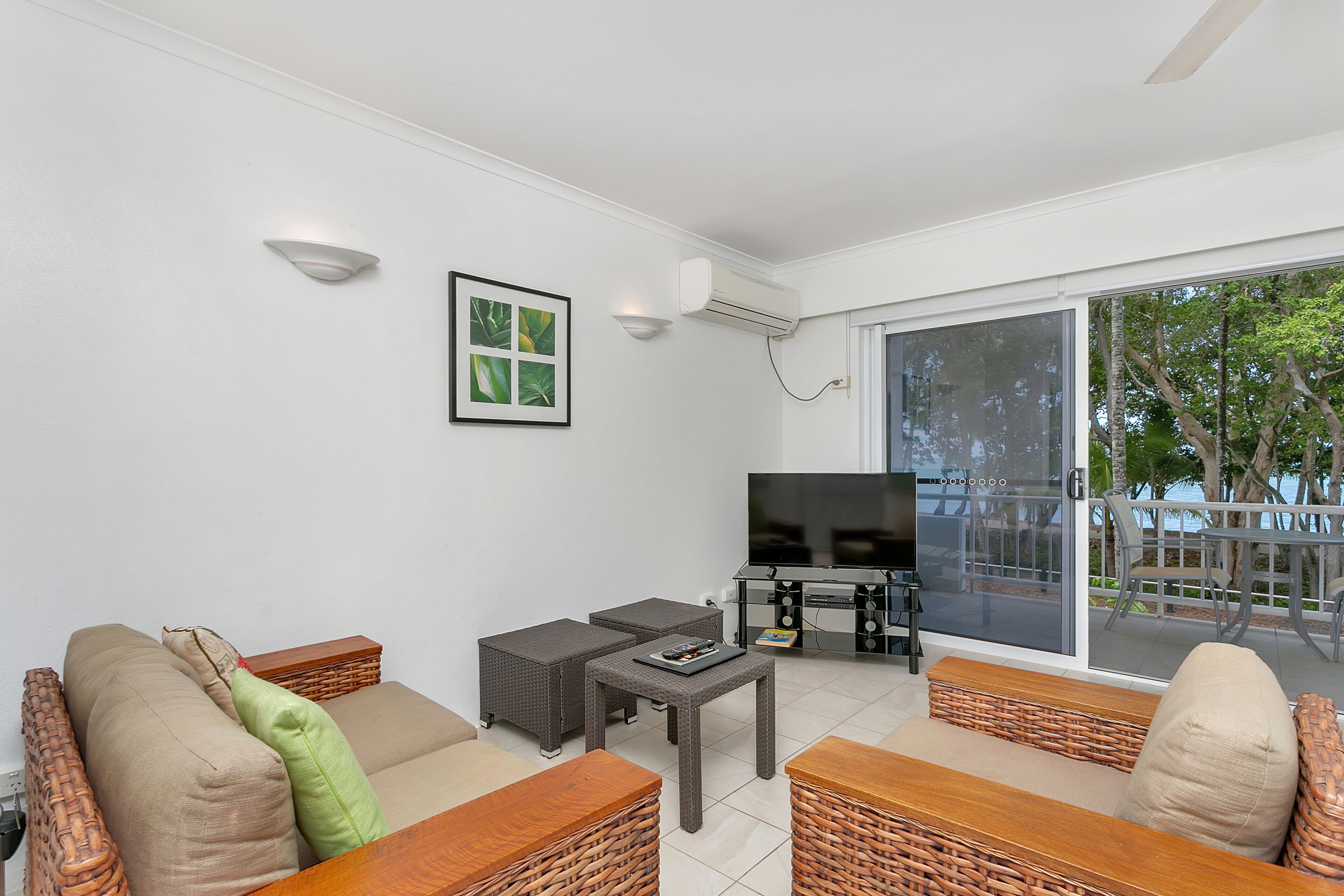 Agincourt Beachfront Apartments