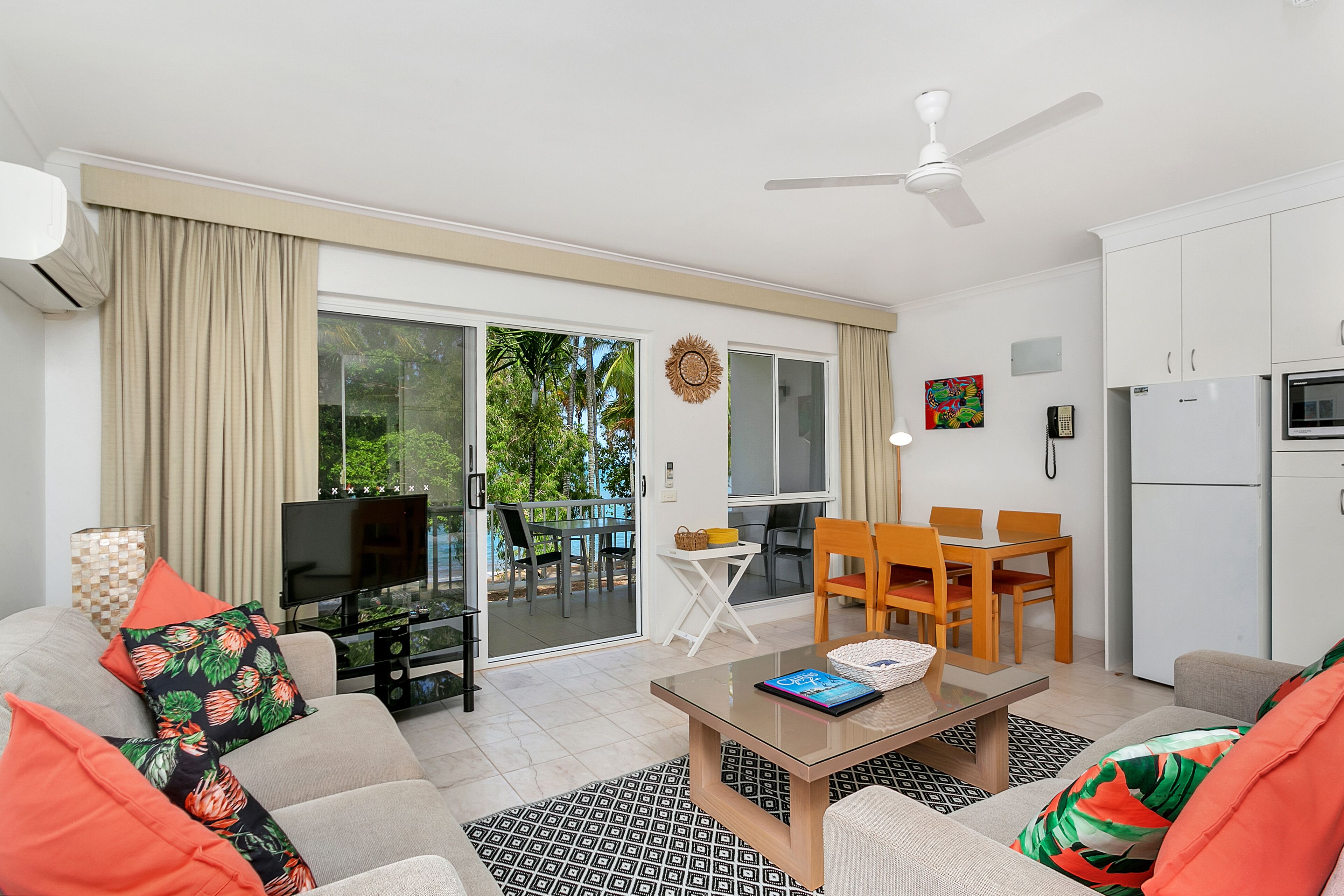 Agincourt Beachfront Apartments